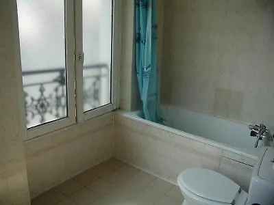 Bristol Republique Hotel Paris
