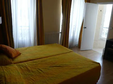 Hotel Bristol Republique Paříž