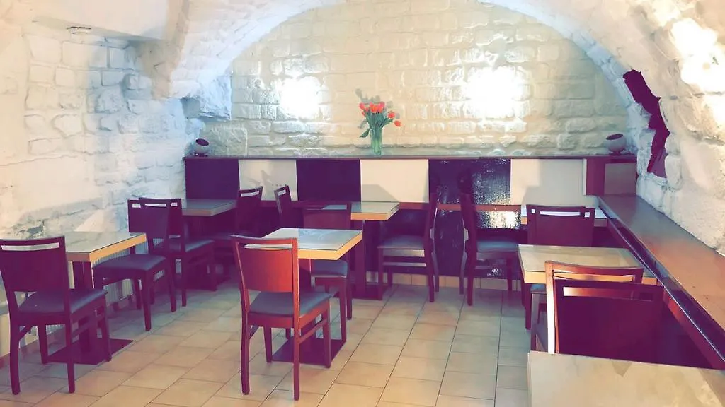 Bristol Republique Hotel Paris