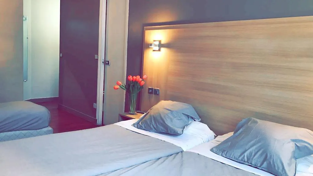 Hotel Bristol Republique Paříž