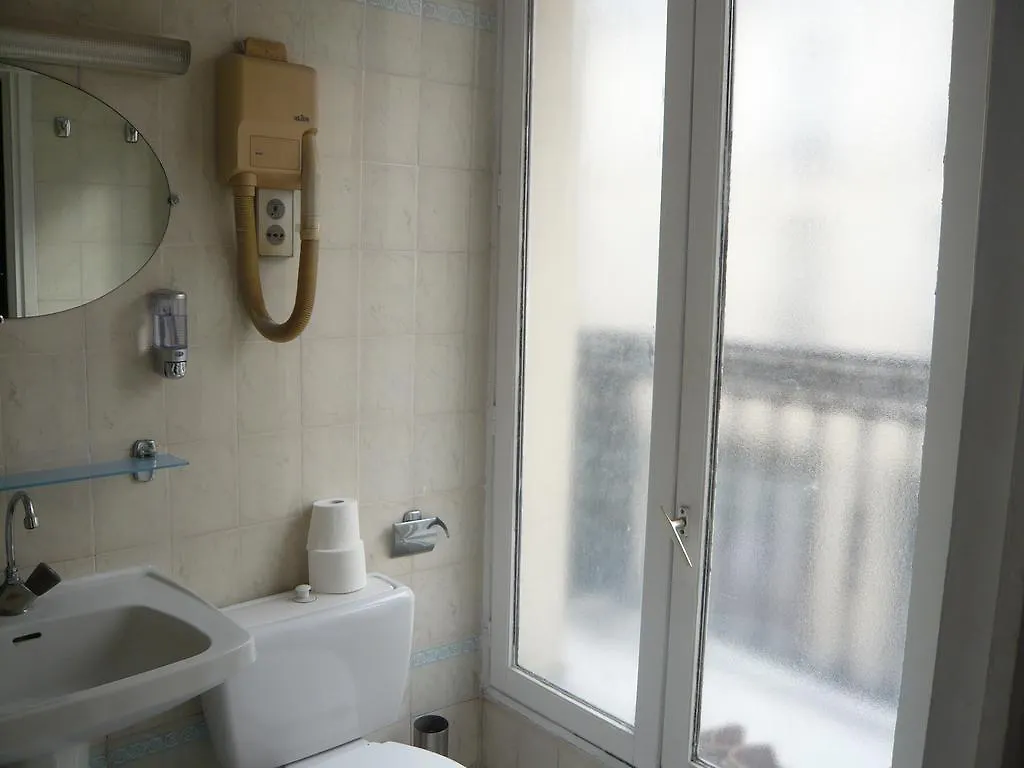 Hotel Bristol Republique Paříž