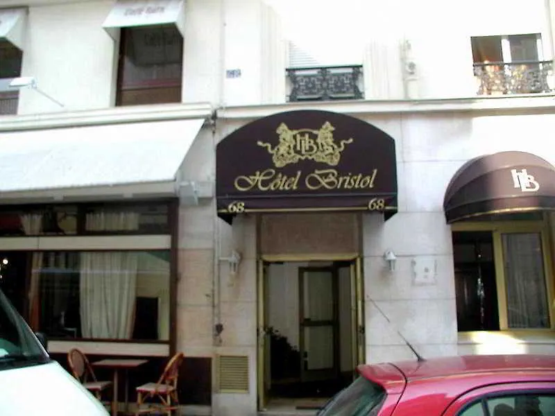 Bristol Republique Hotel Paris 3*,